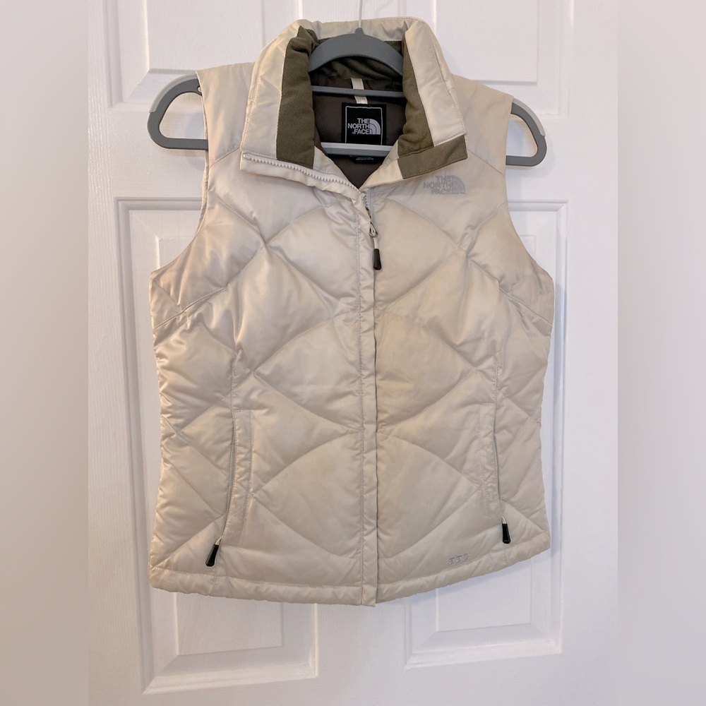 WHITE NORTH FACE VEST